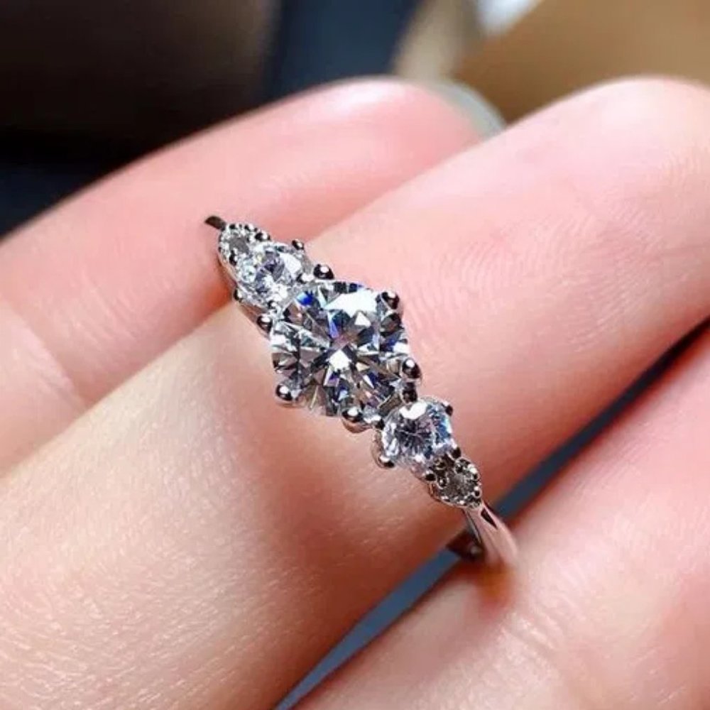 💍"Engagement Anillos Pure Round CZ Silver Plated Wedding, UNVN12063